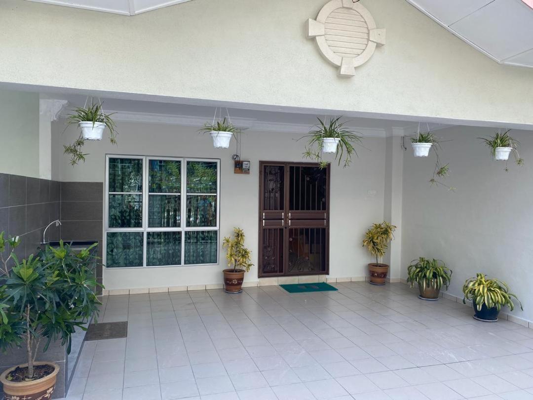טאנה ראטה Hillview Homestay מראה חיצוני תמונה