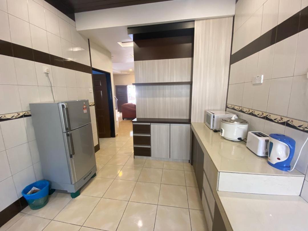טאנה ראטה Hillview Homestay מראה חיצוני תמונה
